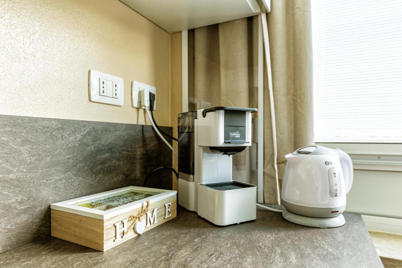 Casabetta "Bononia" Apartment Bologna Bagian luar foto